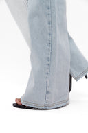 SIREN CUT JEANS